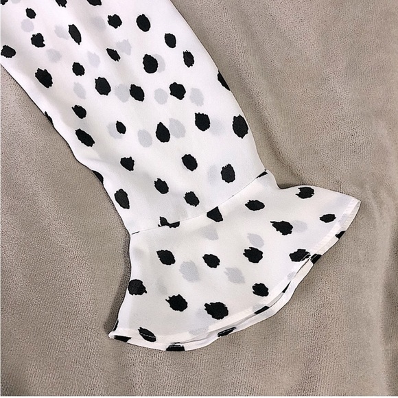 Banana Republic Dotted Blouse - Picture 7 of 9